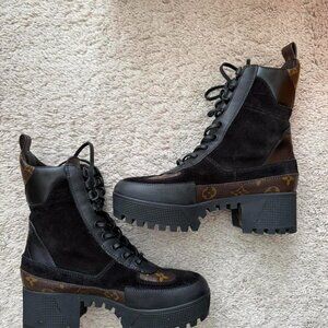 Louis Vuitton Women's Black Boots